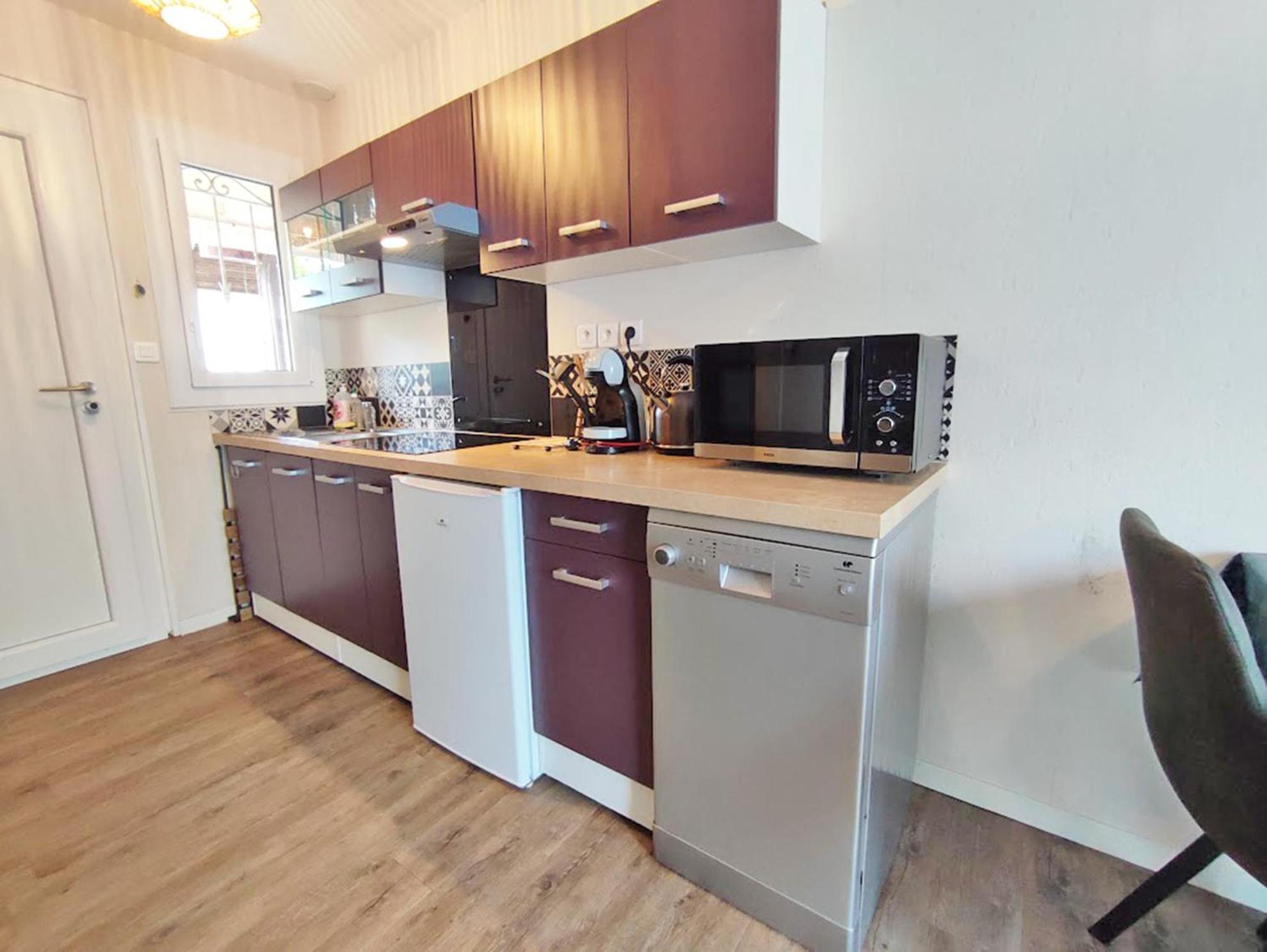 L'Escampette, Duplex T3, Centre Luchon, Wifi, Casier A Skis, 4 Personnes Bagnères-de-Luchon Exterior foto